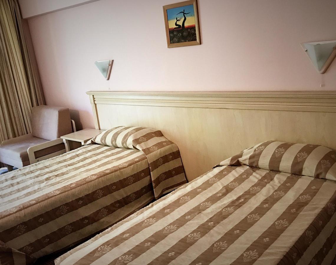 Hotel Otdih Kavarna Extérieur photo